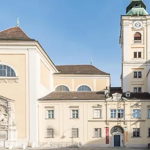 Penzion Benediktushaus Im Schottenstift
