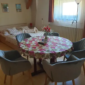 Vécsey Apartman Apartman Eger