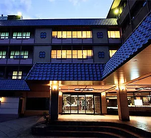 hotel-tozankaku.hotels-in-kyoto.org/