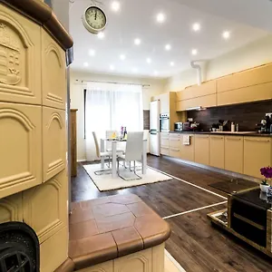 Spotlight Apartmanház Apartman Szeged