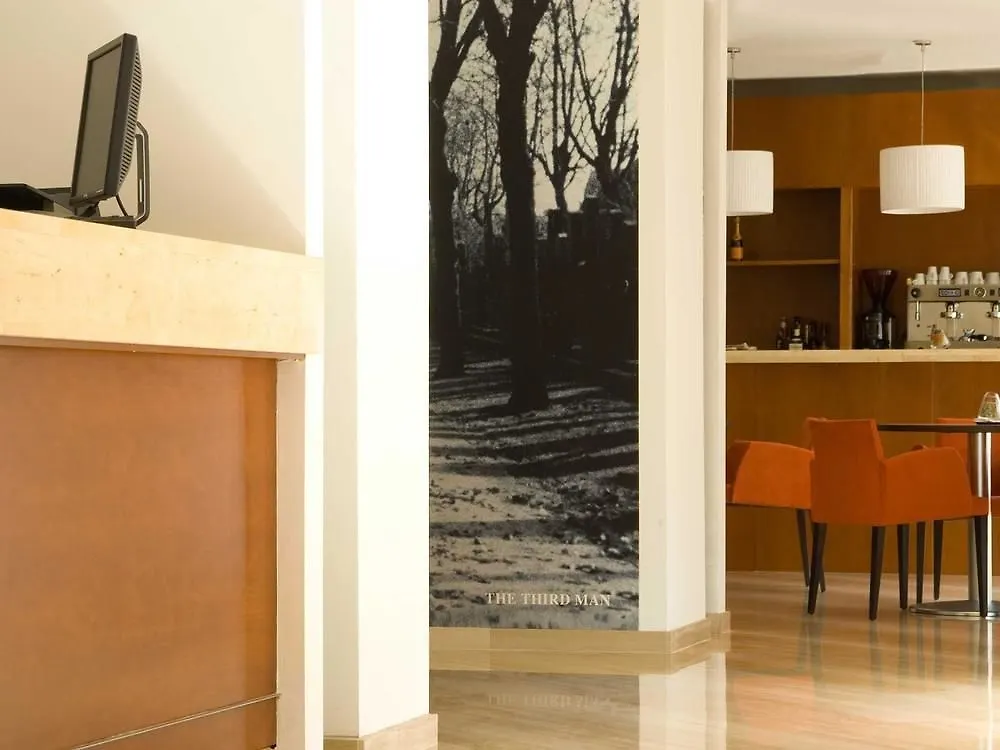Exe Vienna Otel